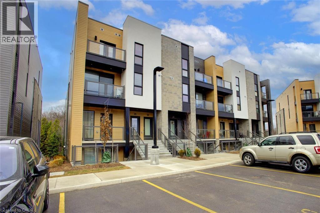 261 Woodbine Avenue Unit# 33, Kitchener, Ontario  N2R 0S7 - Photo 1 - 40808490