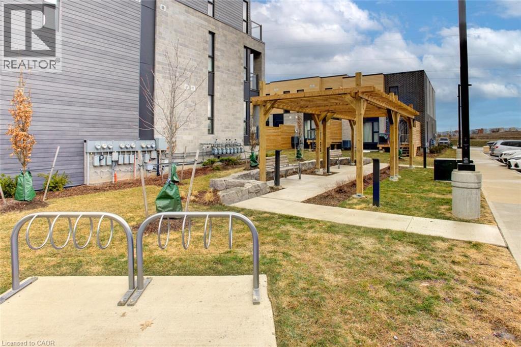 261 Woodbine Avenue Unit# 33, Kitchener, Ontario  N2R 0S7 - Photo 2 - 40808490