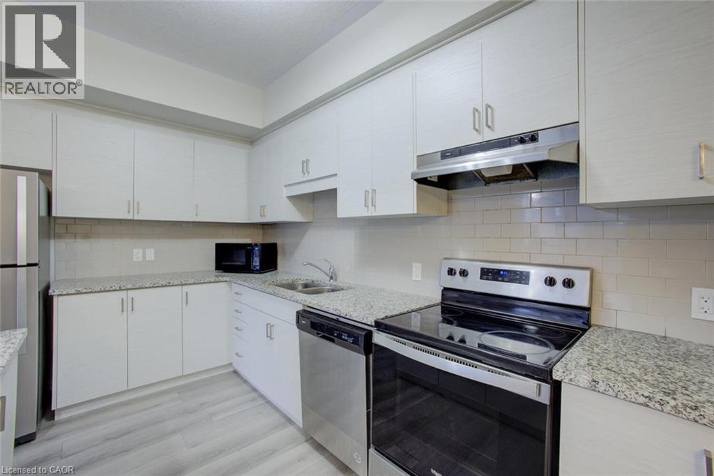 261 Woodbine Avenue Unit# 33, Kitchener, Ontario  N2R 0S7 - Photo 8 - 40808490