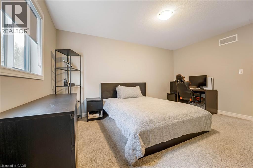 565 Florencedale Crescent, Kitchener, Ontario  N2R 0N3 - Photo 29 - 40807796