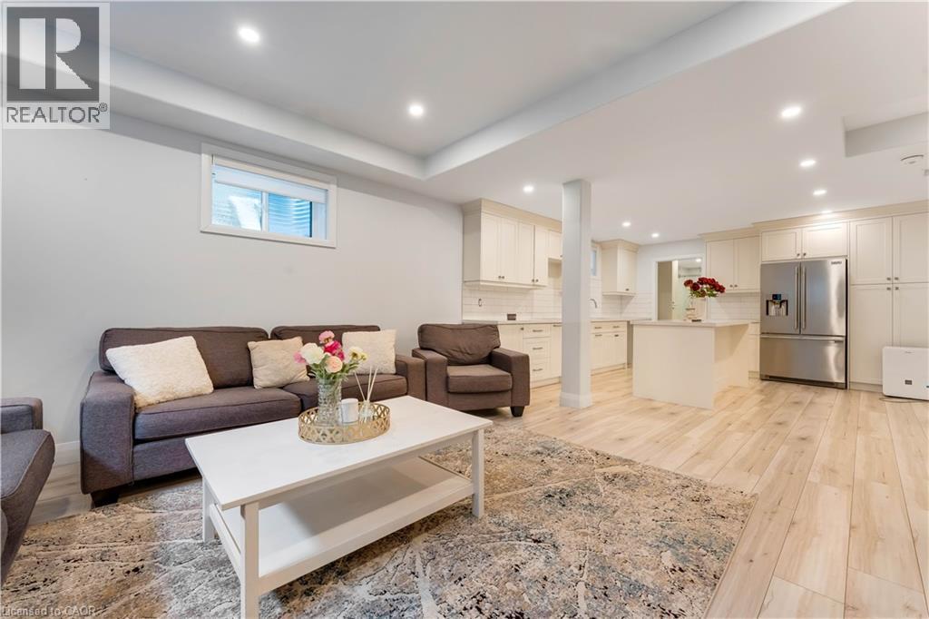 565 Florencedale Crescent, Kitchener, Ontario  N2R 0N3 - Photo 34 - 40807796