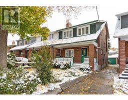 59 OSTEND AVENUE, Toronto, Ontario