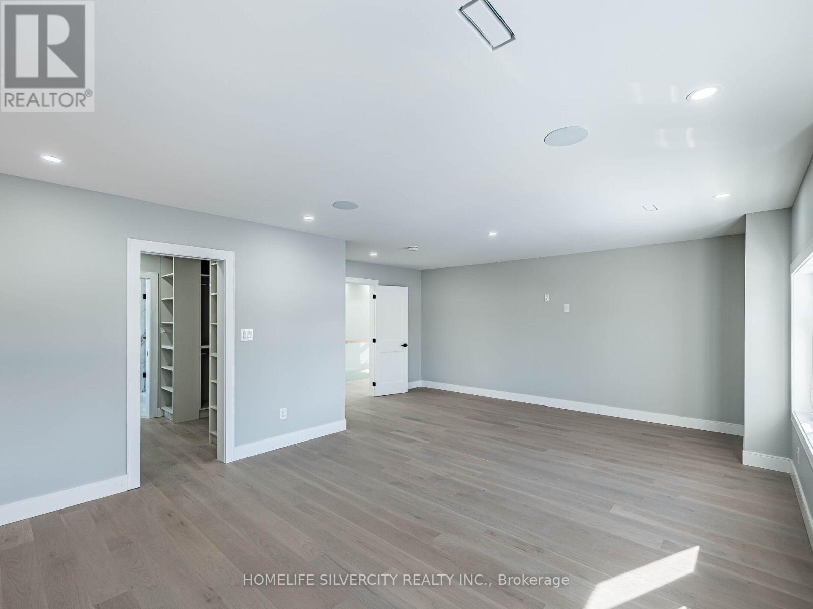 1078 Cherriebell Rd Road, Mississauga, Ontario  L5E 2R3 - Photo 28 - W12832754