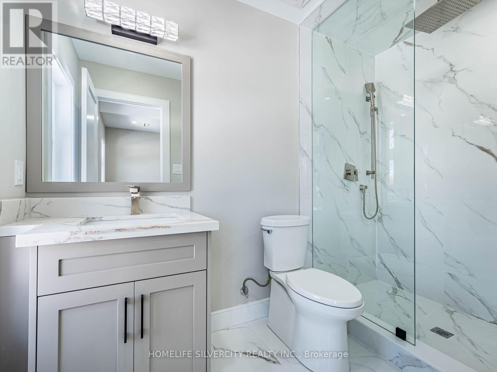 1078 Cherriebell Rd Road, Mississauga, Ontario  L5E 2R3 - Photo 37 - W12832754