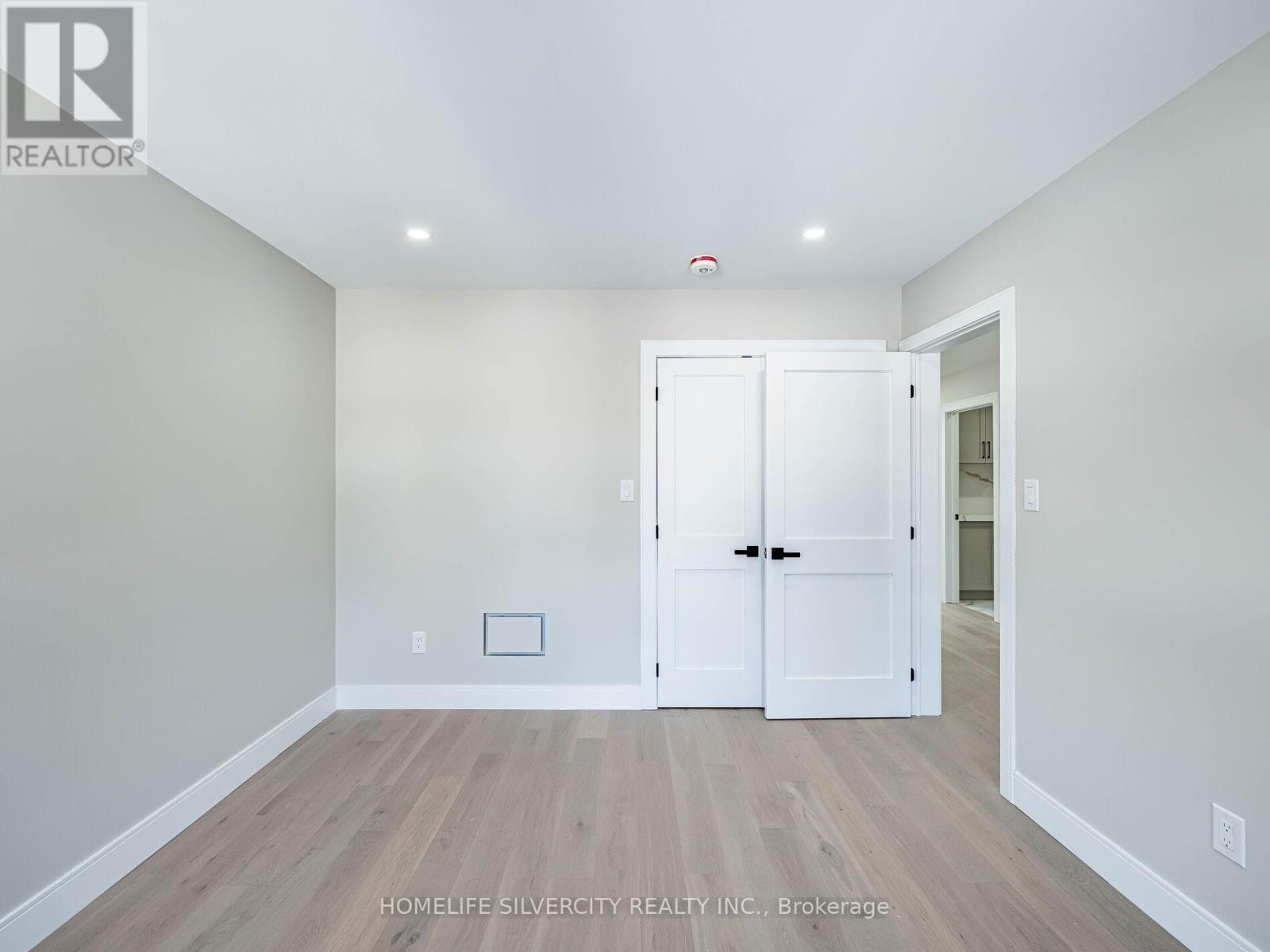 1078 Cherriebell Rd Road, Mississauga, Ontario  L5E 2R3 - Photo 38 - W12832754