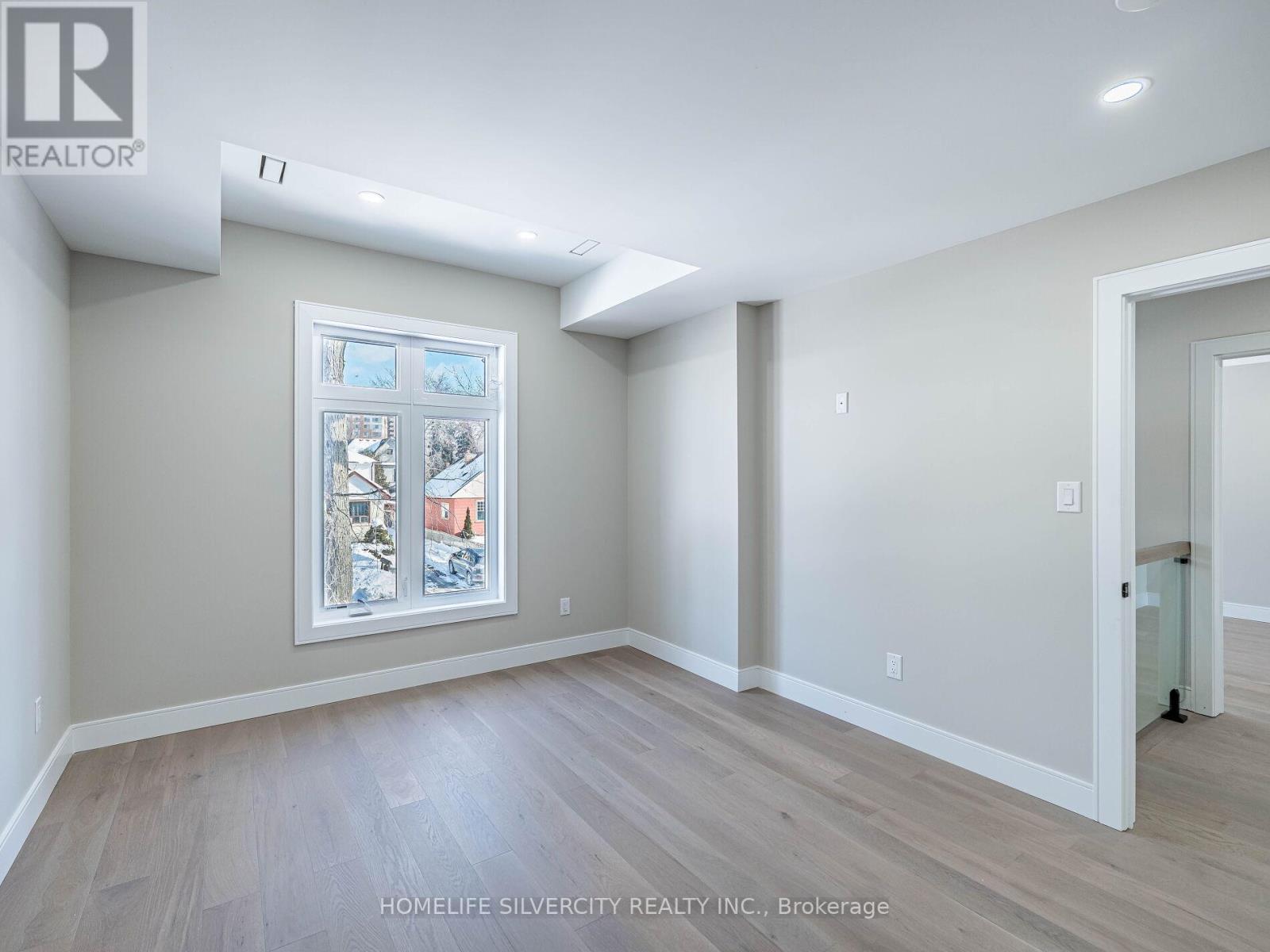 1078 Cherriebell Rd Road, Mississauga, Ontario  L5E 2R3 - Photo 41 - W12832754