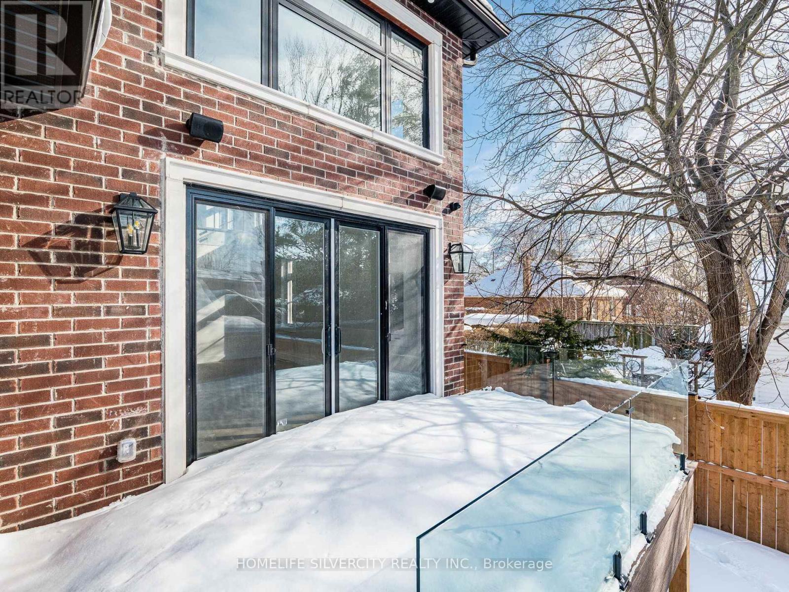 1078 Cherriebell Rd Road, Mississauga, Ontario  L5E 2R3 - Photo 48 - W12832754