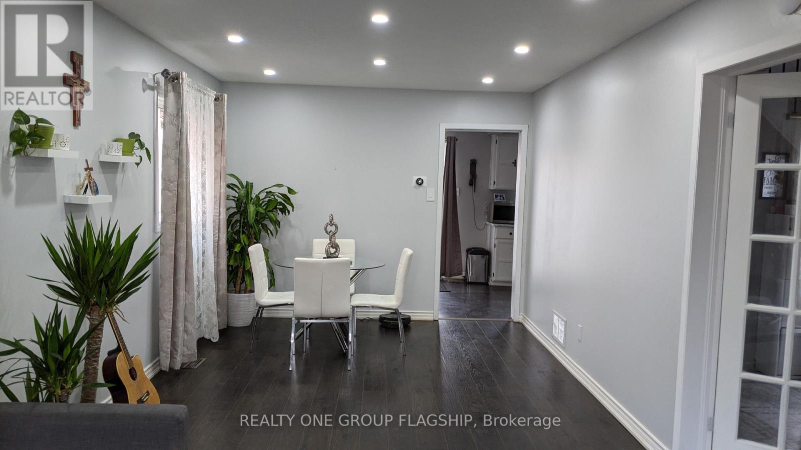 25 Stillwater Crescent N, Brampton, Ontario  L6X 3K6 - Photo 10 - W12832756