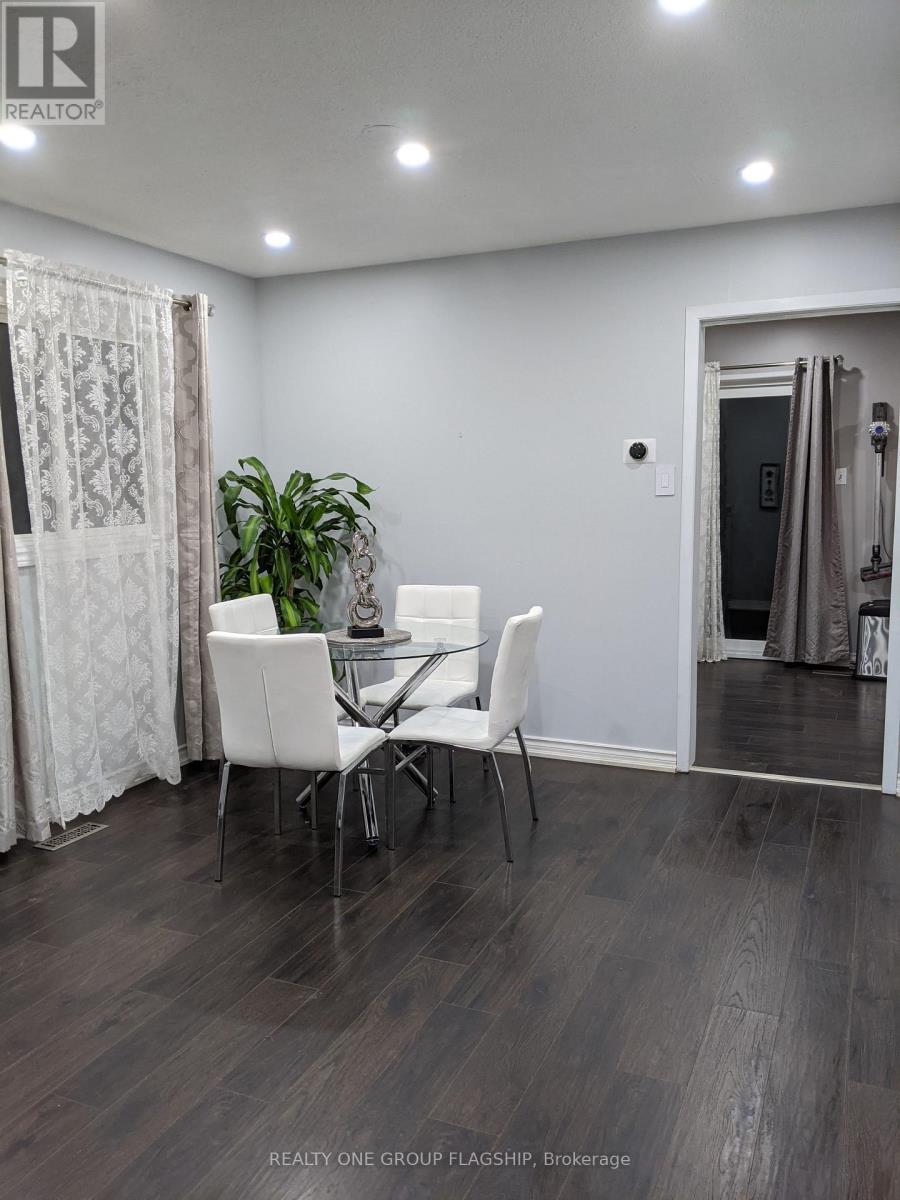 25 Stillwater Crescent N, Brampton, Ontario  L6X 3K6 - Photo 13 - W12832756