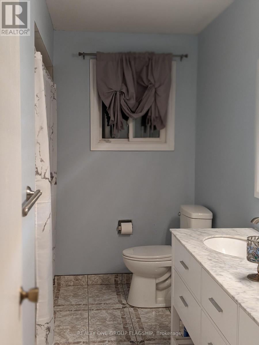 25 Stillwater Crescent N, Brampton, Ontario  L6X 3K6 - Photo 28 - W12832756