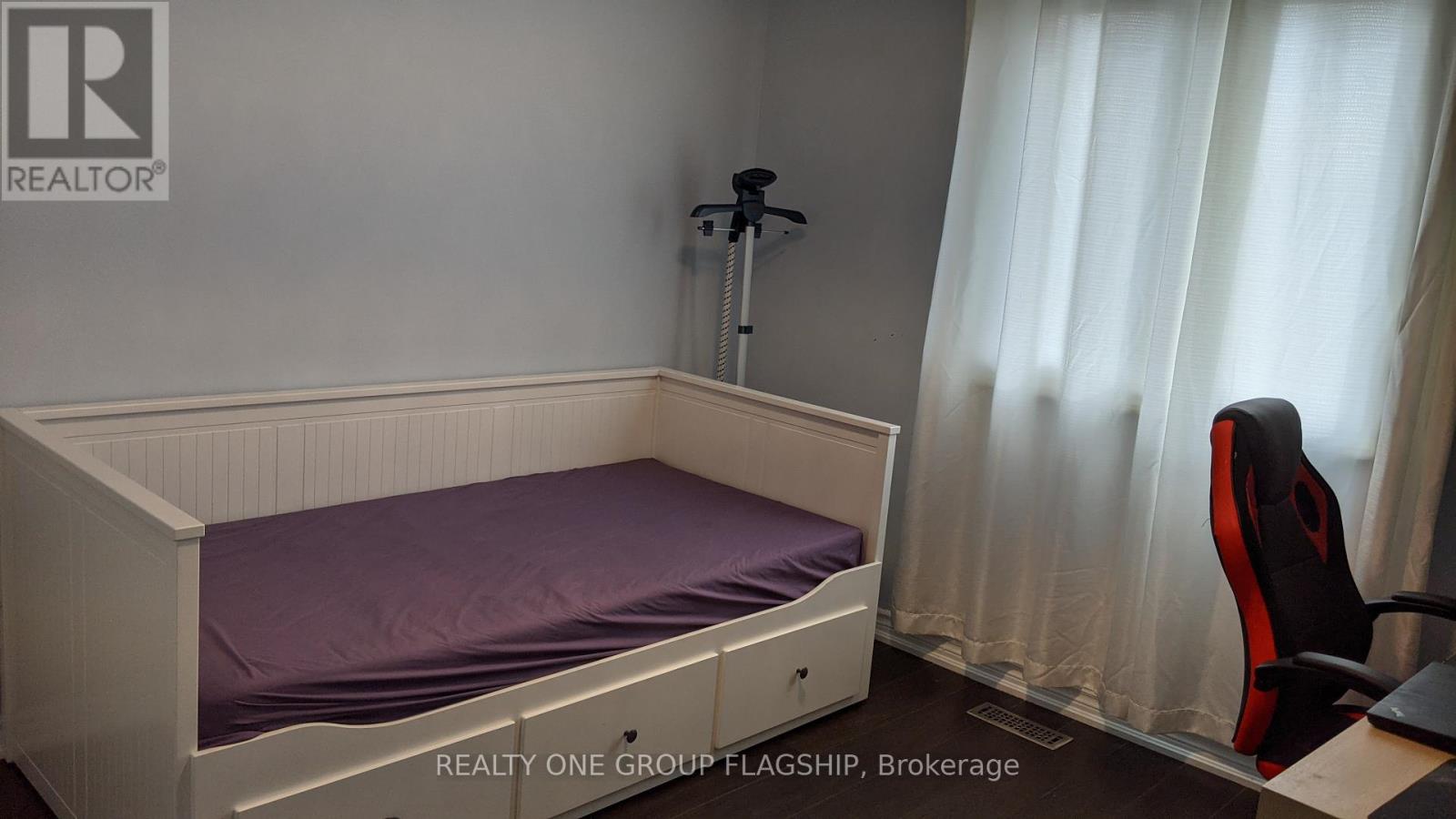 25 Stillwater Crescent N, Brampton, Ontario  L6X 3K6 - Photo 40 - W12832756