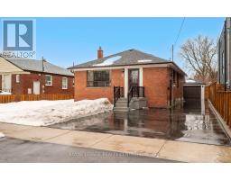 8 DAVICK DRIVE, Toronto, Ontario