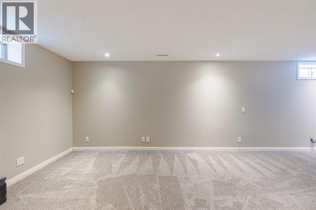 44 Macewan Ridge Close Nw, Calgary, Alberta  T3K 3G5 - Photo 31 - A2275842