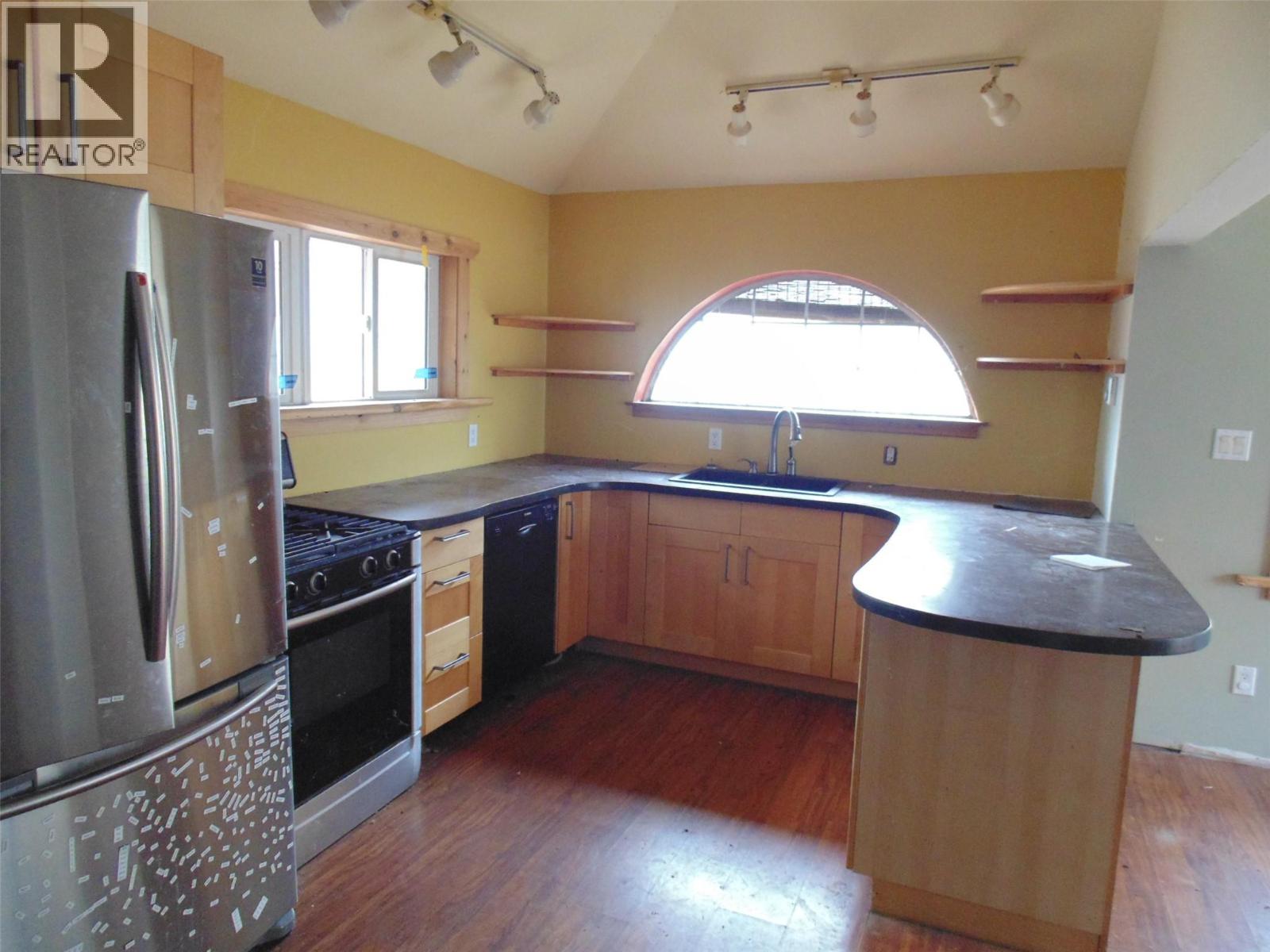 7547 Popou Road, Lemon Creek, British Columbia  V0G 2J0 - Photo 21 - 10369381