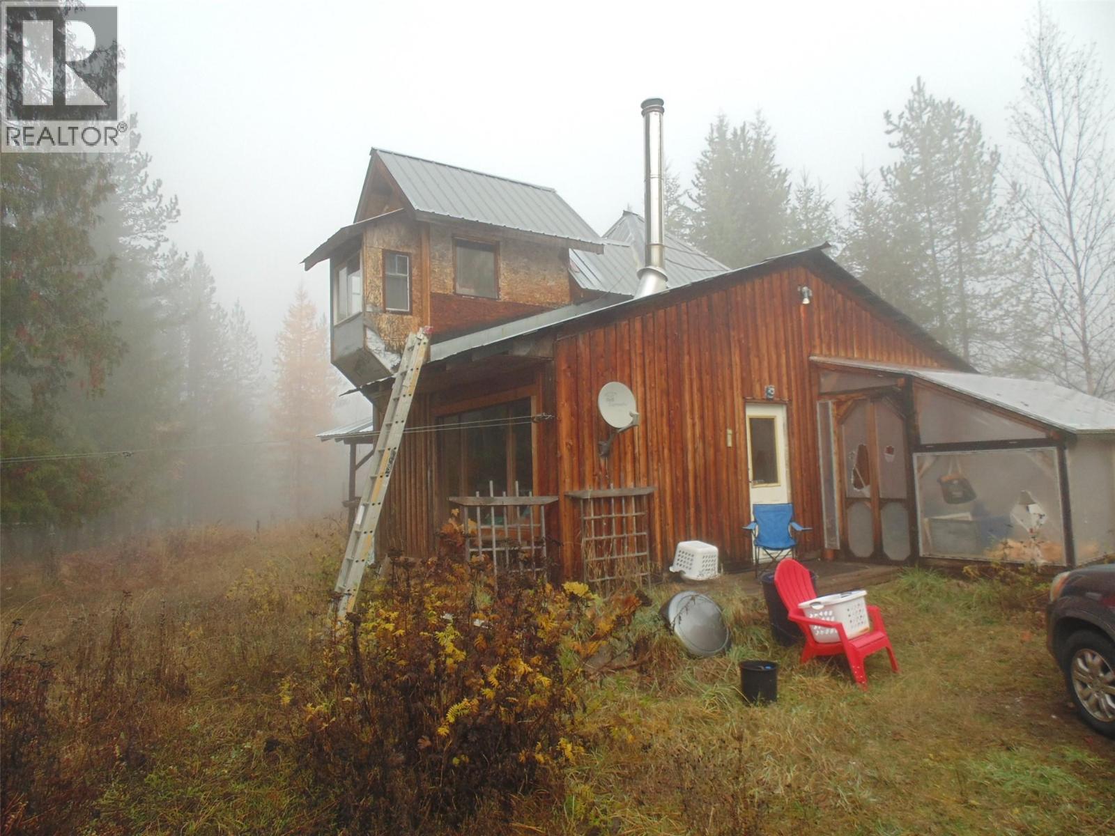 7547 Popou Road, Lemon Creek, British Columbia  V0G 2J0 - Photo 24 - 10369381