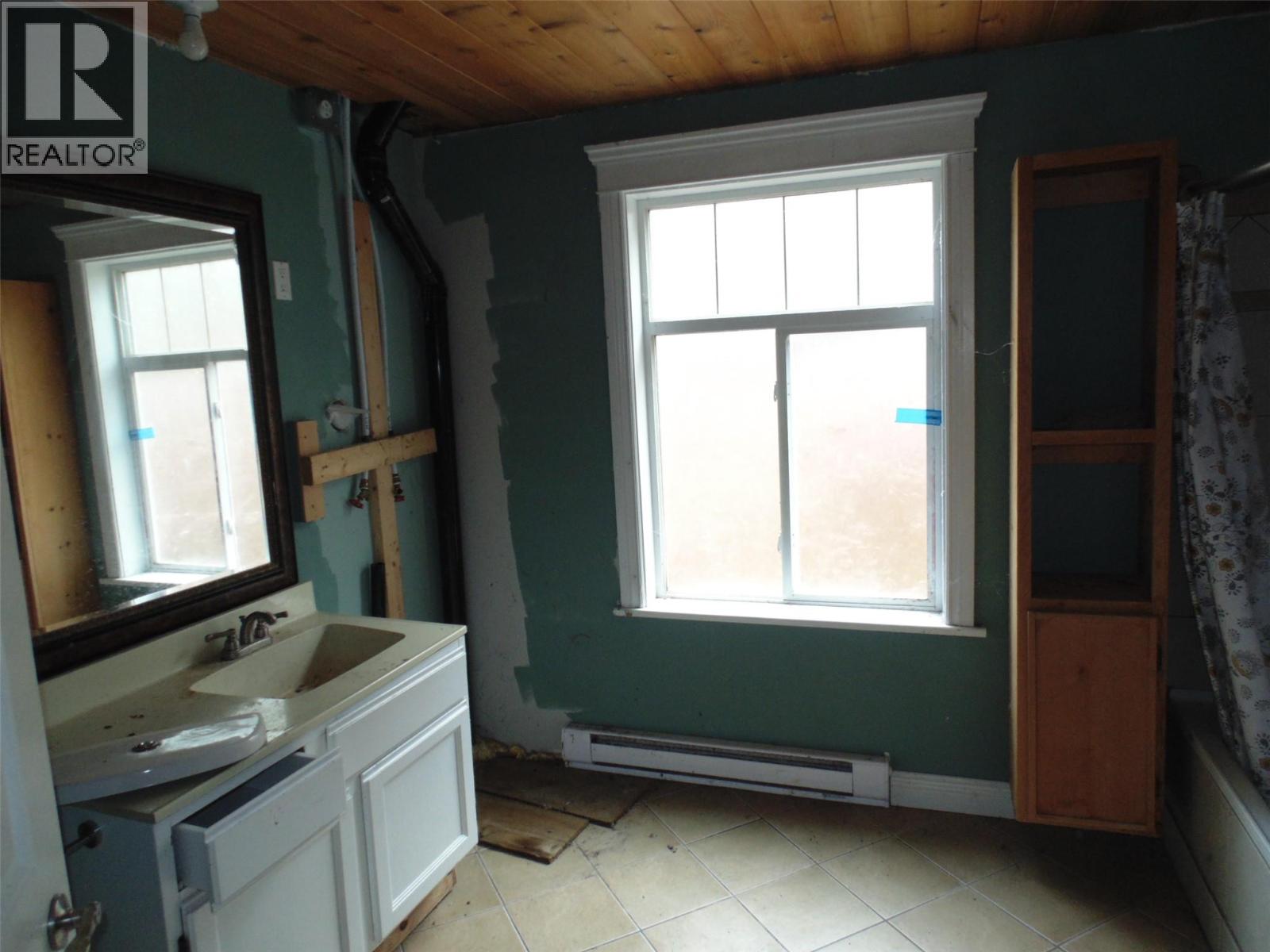 7547 Popou Road, Lemon Creek, British Columbia  V0G 2J0 - Photo 12 - 10369381