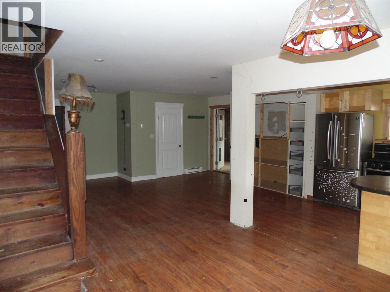 7547 Popou Road, Lemon Creek, British Columbia  V0G 2J0 - Photo 6 - 10369381