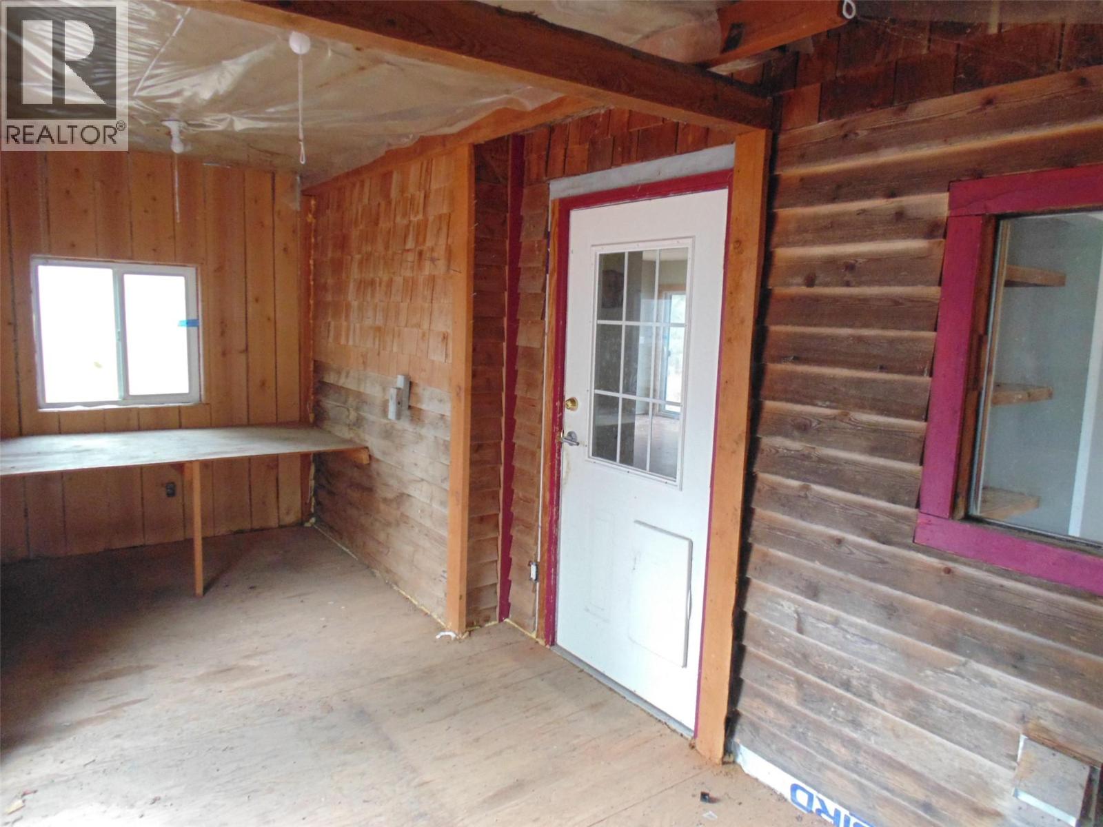 7547 Popou Road, Lemon Creek, British Columbia  V0G 2J0 - Photo 15 - 10369381