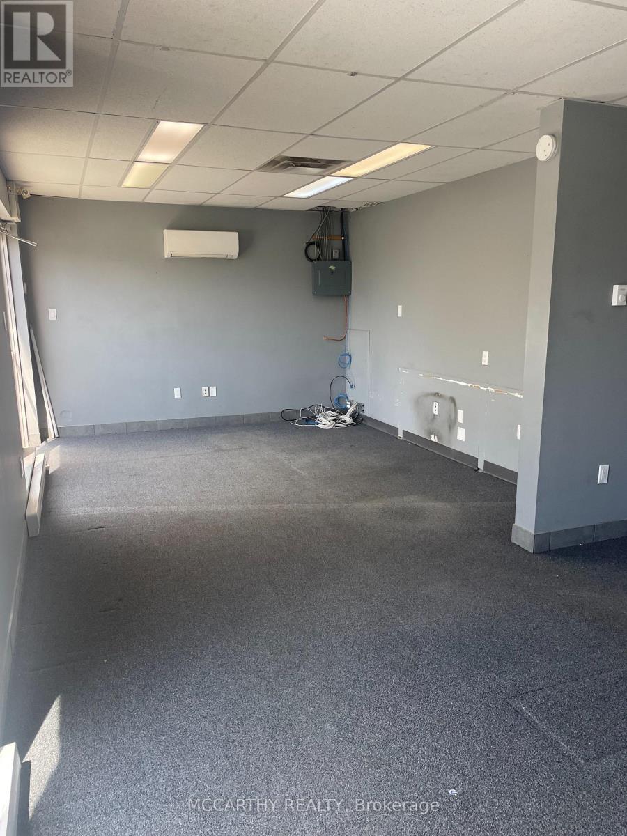 B - 710 Industrial Road, Shelburne, Ontario  L9V 2Z4 - Photo 2 - X12832734