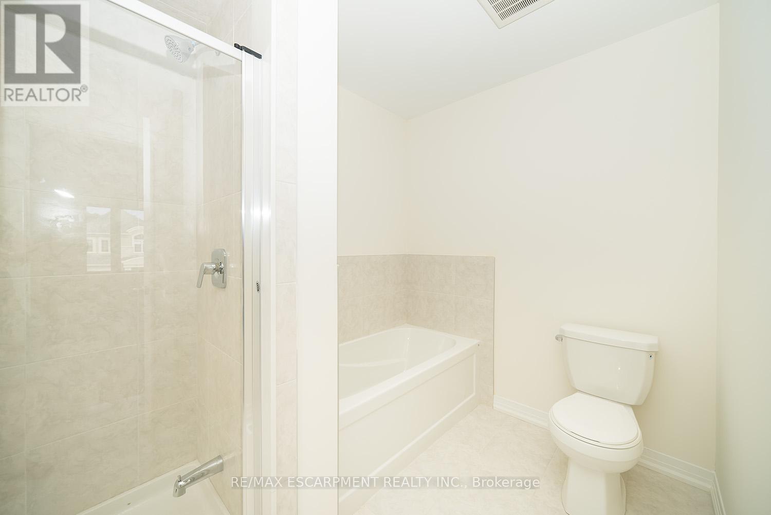 20 Dennis Avenue, Brantford, Ontario  N3V 0C1 - Photo 23 - X12832760