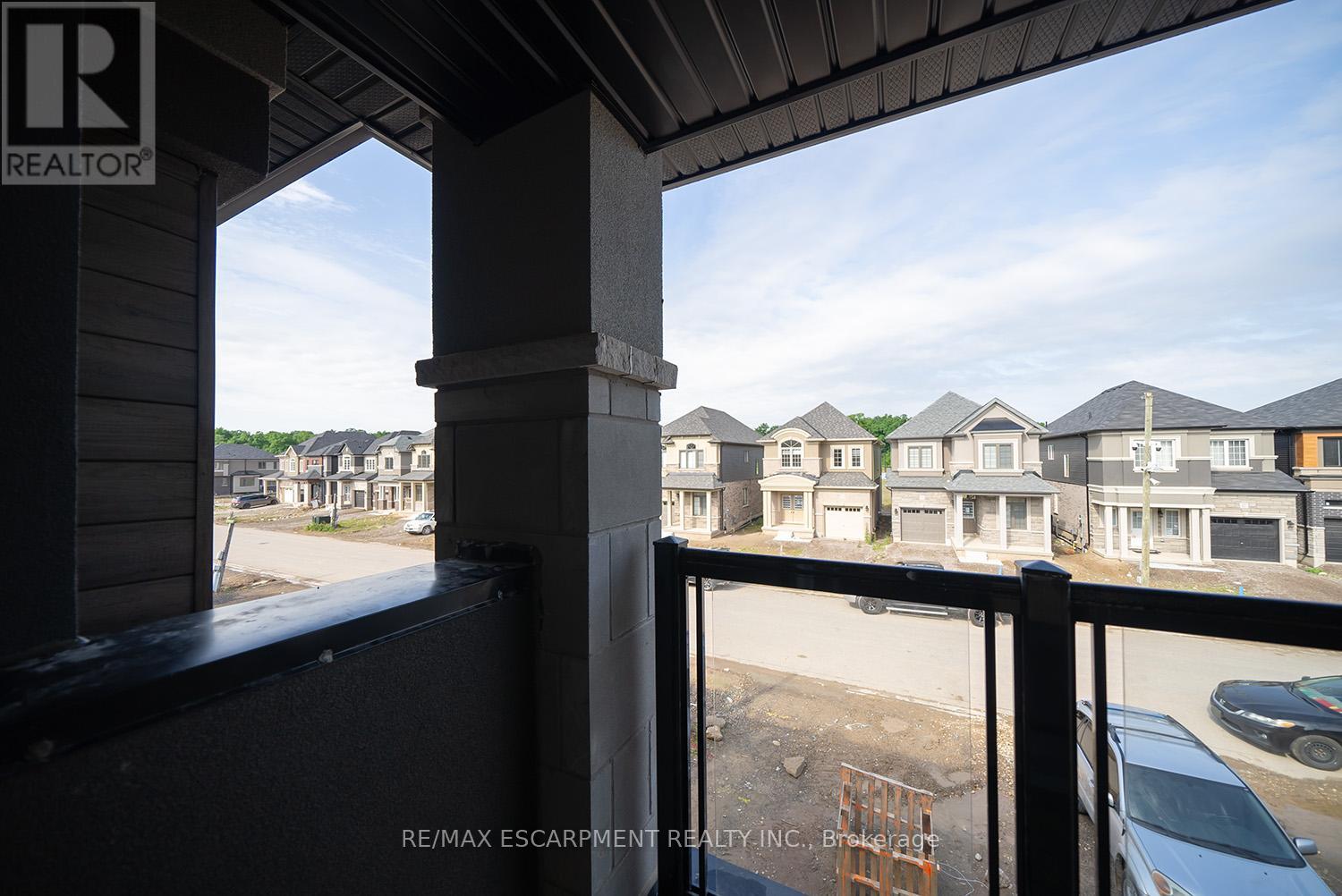 20 Dennis Avenue, Brantford, Ontario  N3V 0C1 - Photo 25 - X12832760