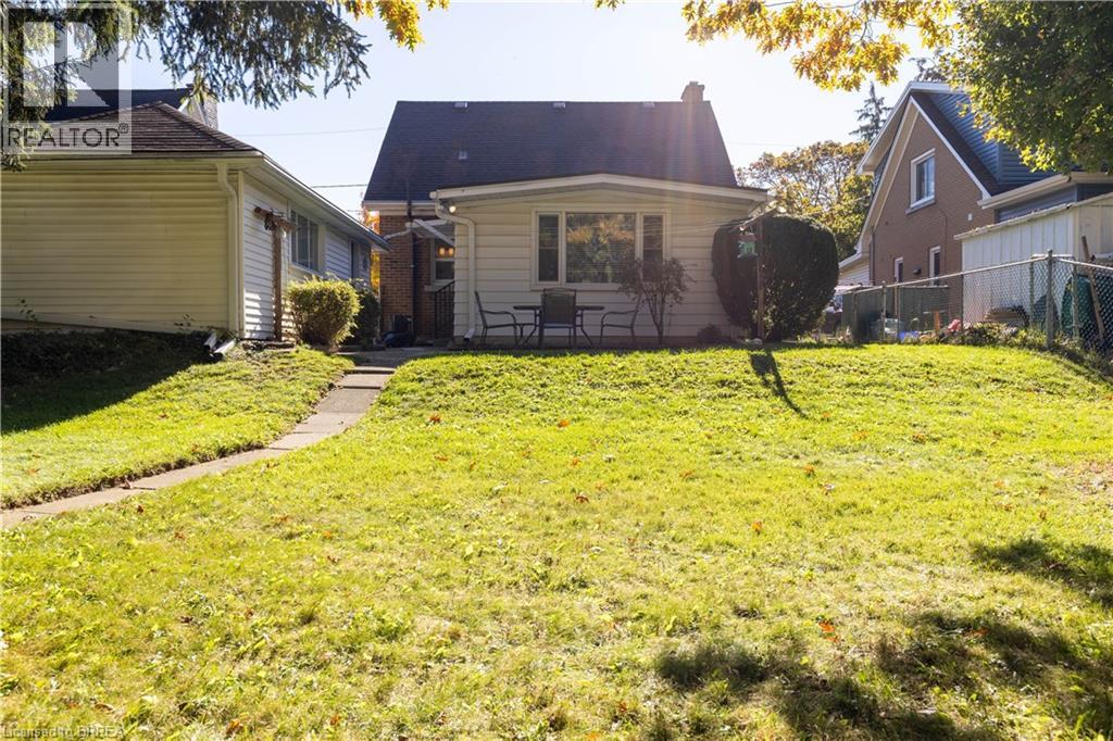 154 Talbot Street, Kitchener, Ontario  N2M 2B1 - Photo 24 - 40806599