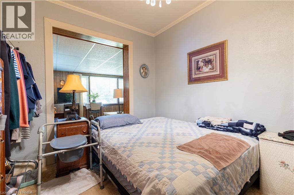 154 Talbot Street, Kitchener, Ontario  N2M 2B1 - Photo 5 - 40806599