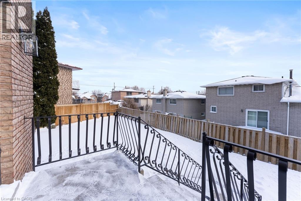 16 Bosna Court, Hamilton, Ontario  L8T 4T6 - Photo 48 - 40808474