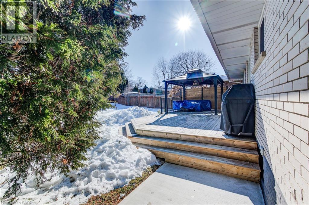 18 Duncairn Avenue, Kitchener, Ontario  N2M 4S4 - Photo 49 - 40808442