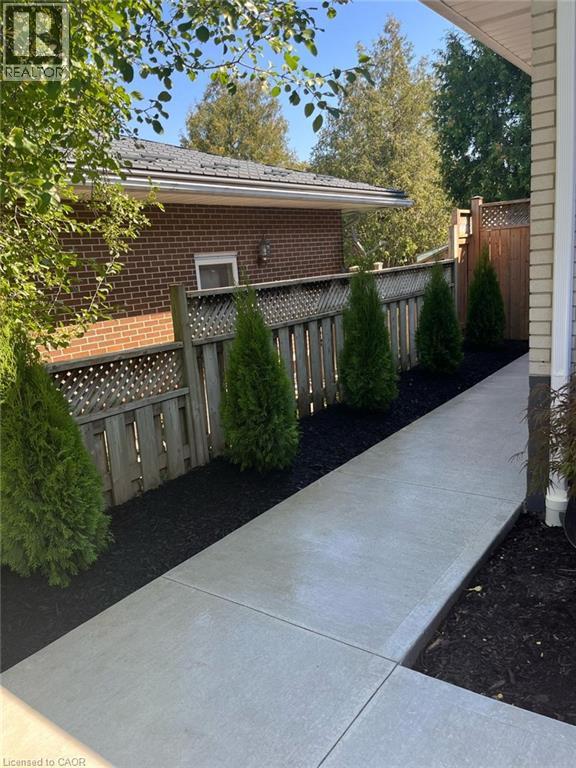 18 Duncairn Avenue, Kitchener, Ontario  N2M 4S4 - Photo 50 - 40808442