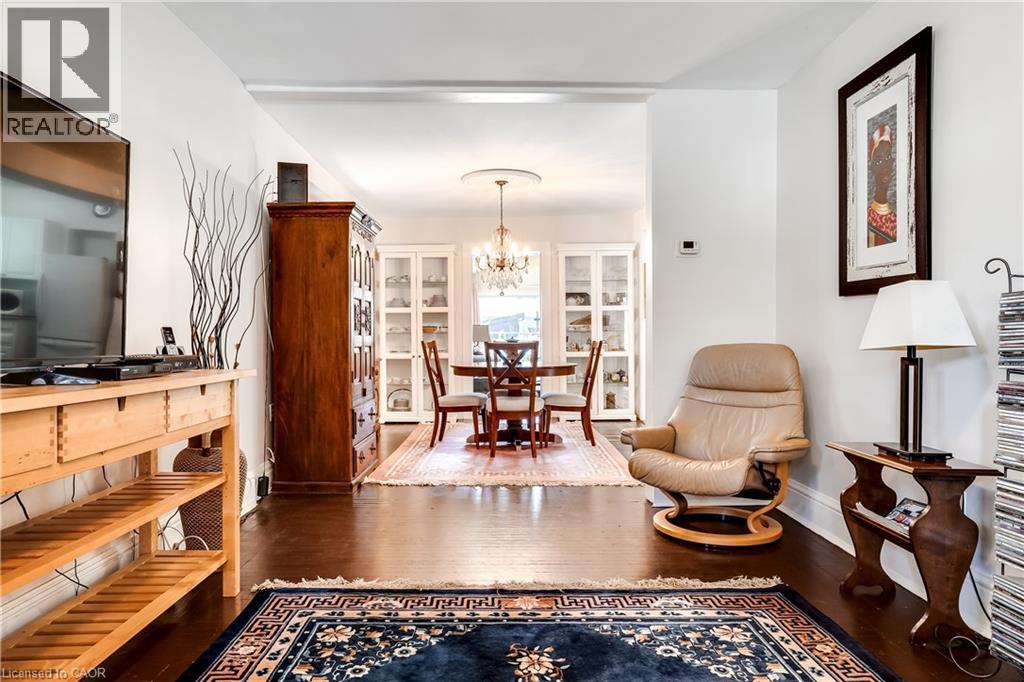 287 Graham Avenue S, Hamilton, Ontario  L8K 2M7 - Photo 9 - 40808347