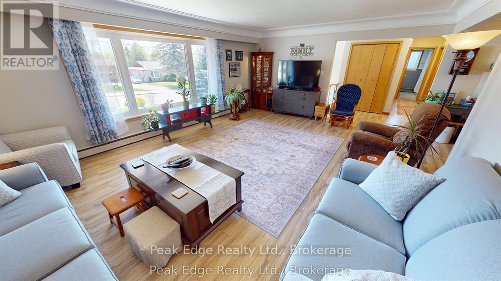 30 7 Th Street, Hanover, Ontario  N4N 1G2 - Photo 35 - X12832928