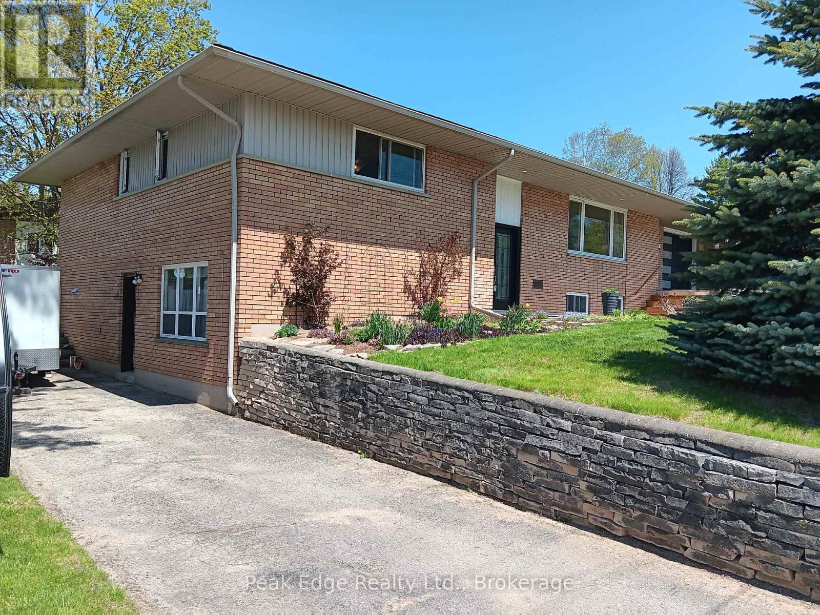 30 7 Th Street, Hanover, Ontario  N4N 1G2 - Photo 4 - X12832928