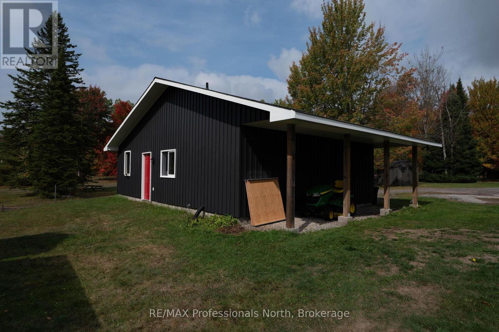 1110 Sedgwick Road, Minden Hills, Ontario  K0M 2K0 - Photo 36 - X12832960