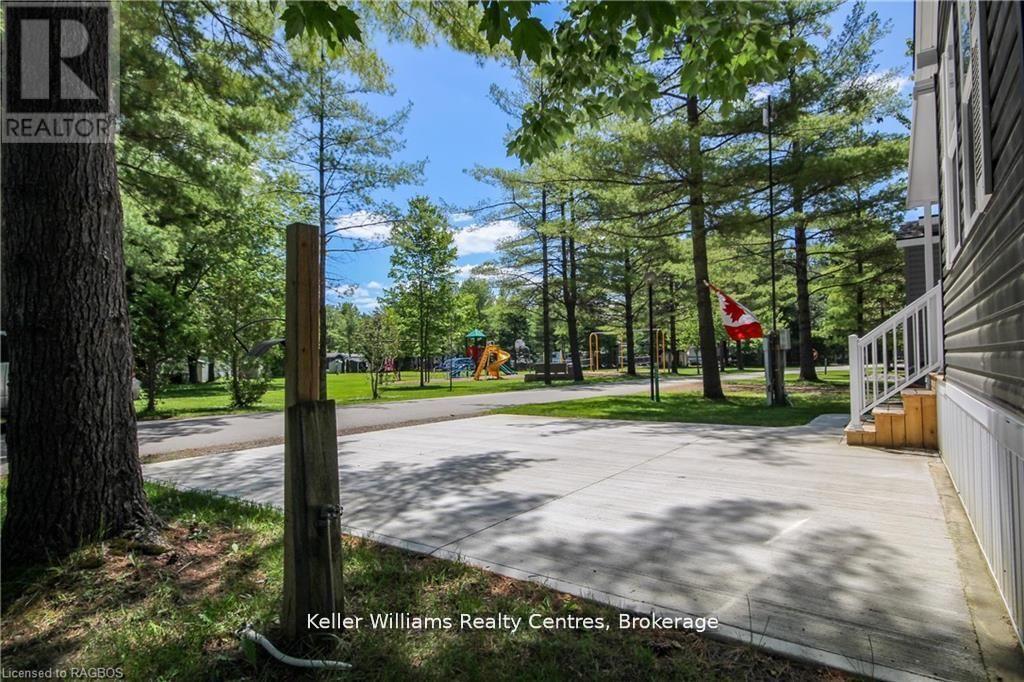 157 - 13 Southline Avenue, Huron-Kinloss, Ontario  N2Z 2X5 - Photo 7 - X12833004