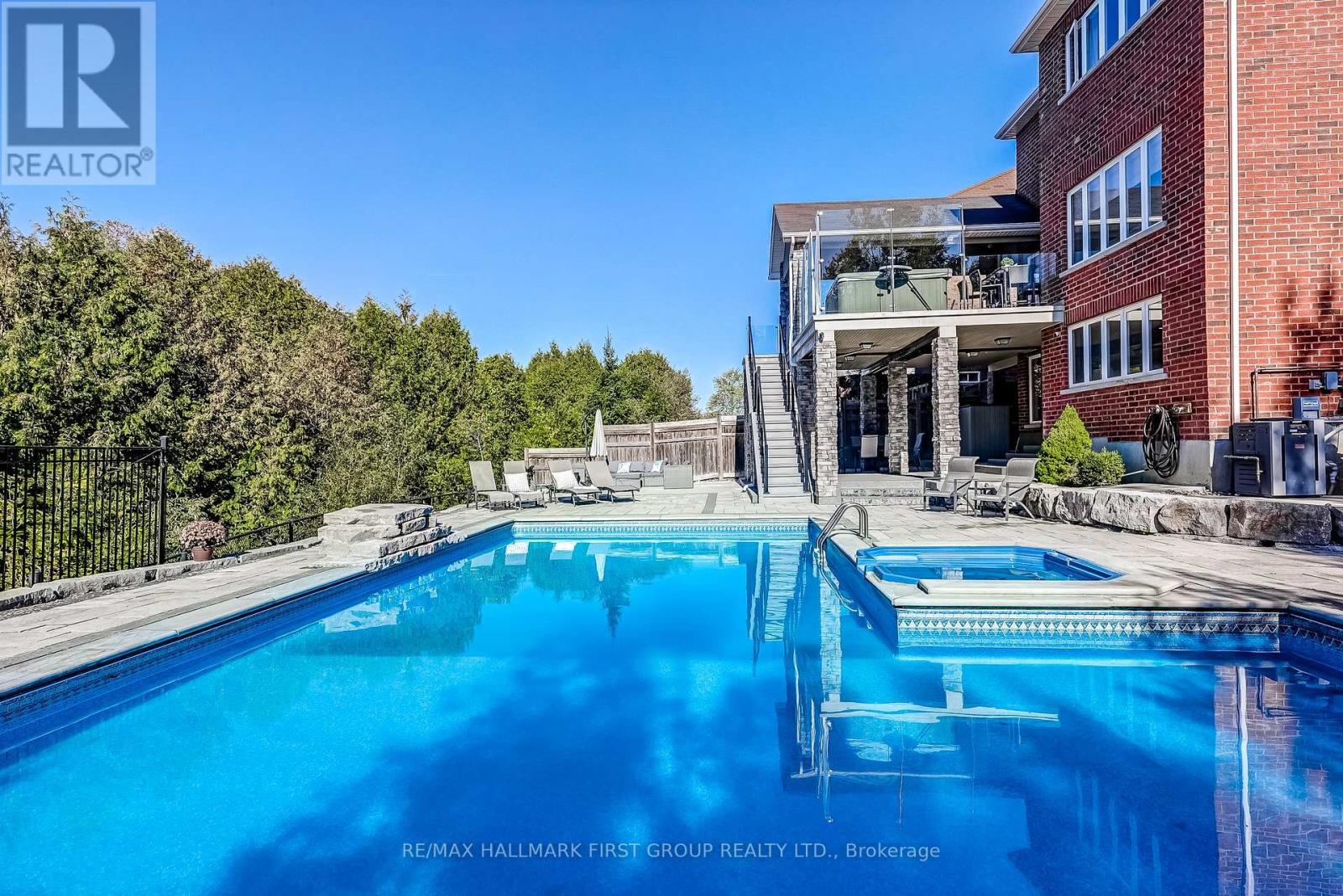 40 Endeavour Court, Whitby, Ontario  L1P 0B5 - Photo 36 - E12833060