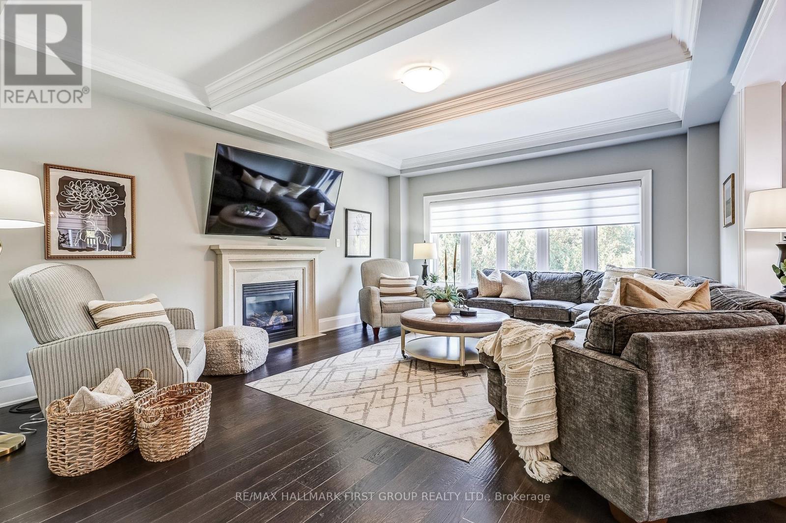 40 Endeavour Court, Whitby, Ontario  L1P 0B5 - Photo 7 - E12833060