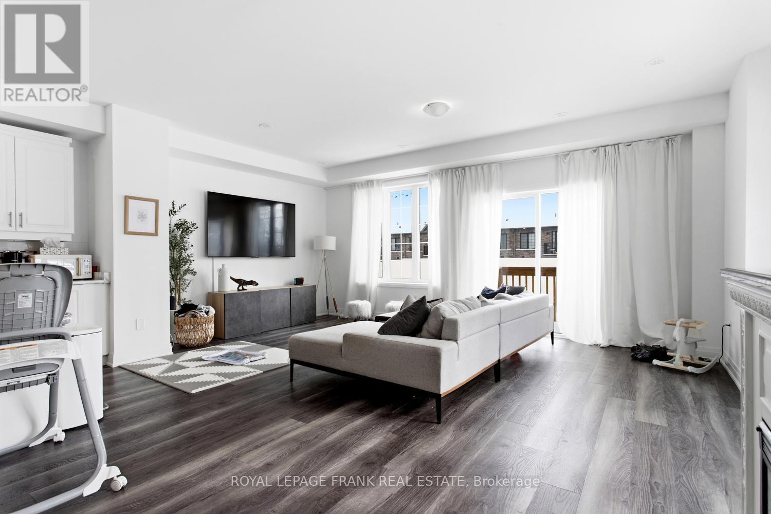 58 Selfridge Way, Whitby, Ontario  L1N 0N9 - Photo 5 - E12833084