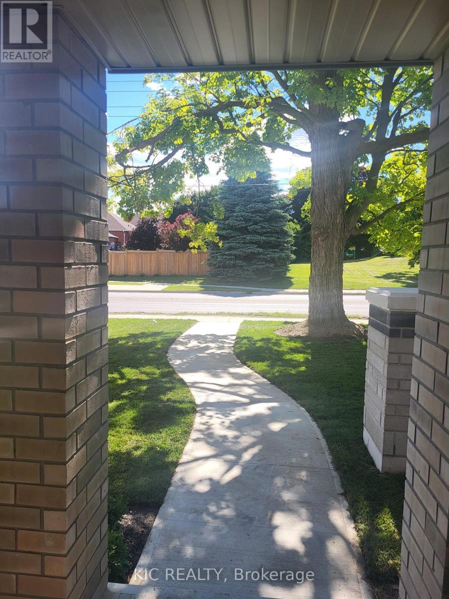 1557 Green Road, Clarington, Ontario L1C 7E5 - Photo 2 - E12833226