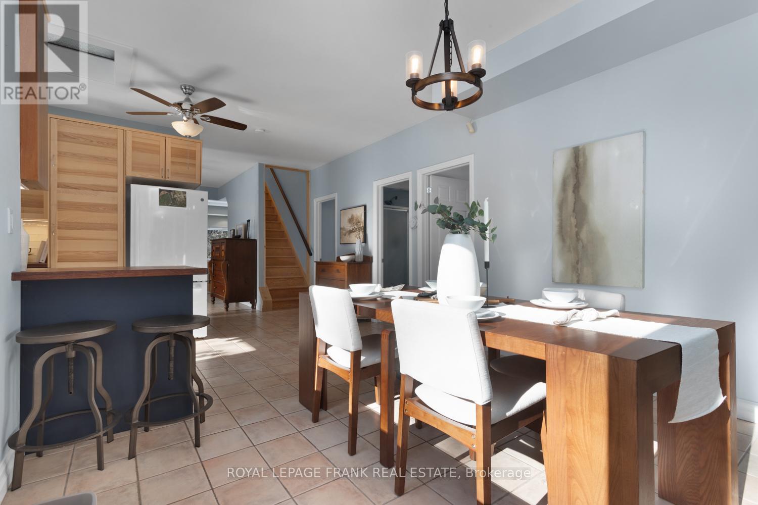 5 Regent Street, Georgina, Ontario  L0E 1N0 - Photo 11 - N12833262