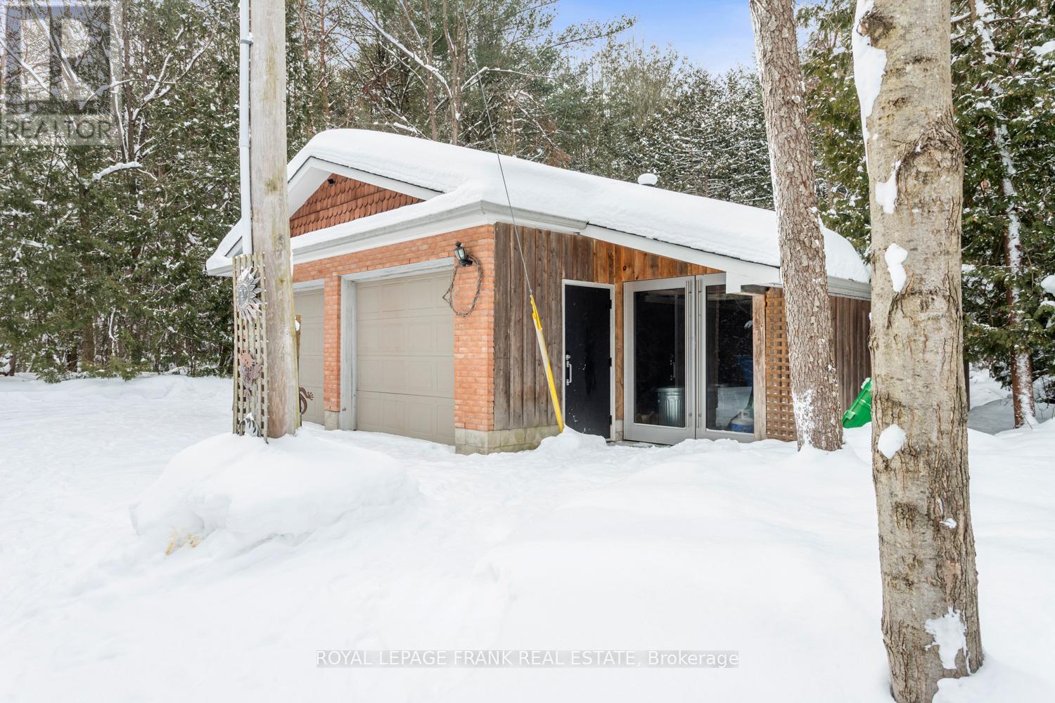 5 Regent Street, Georgina, Ontario  L0E 1N0 - Photo 35 - N12833262