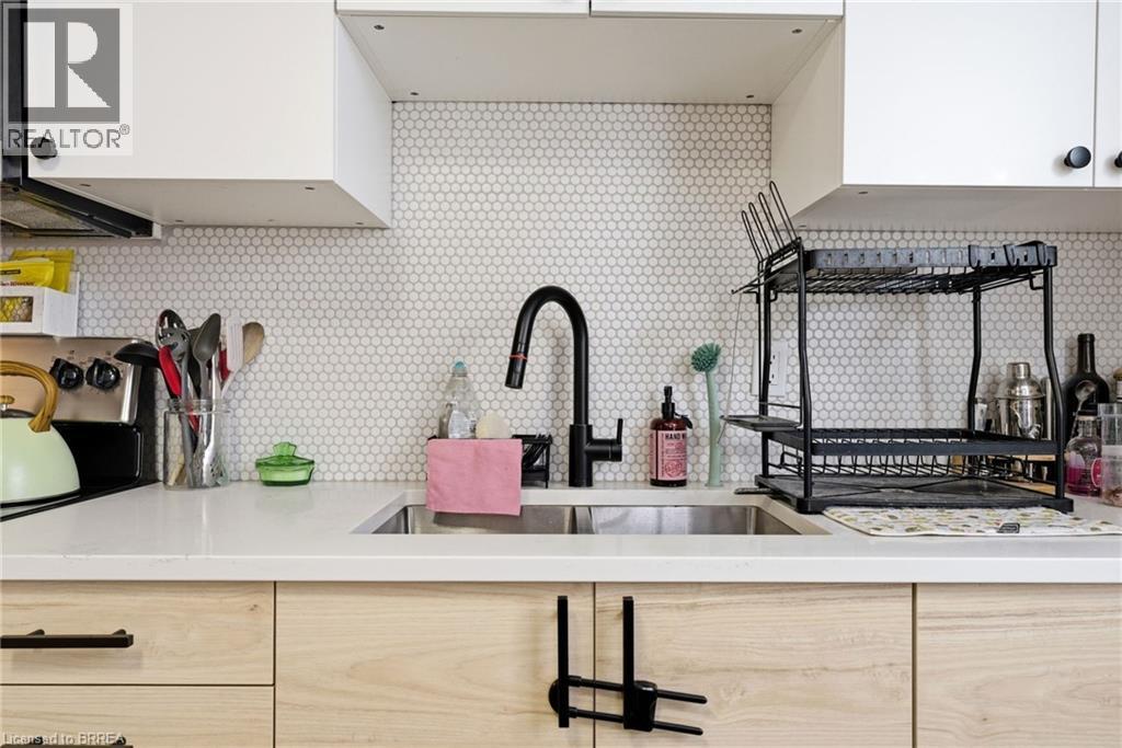 174-176 Darling Street, Brantford, Ontario  N3S 3W6 - Photo 25 - 40794867