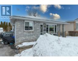 8 BIRCH STREET, Quinte West, Ontario