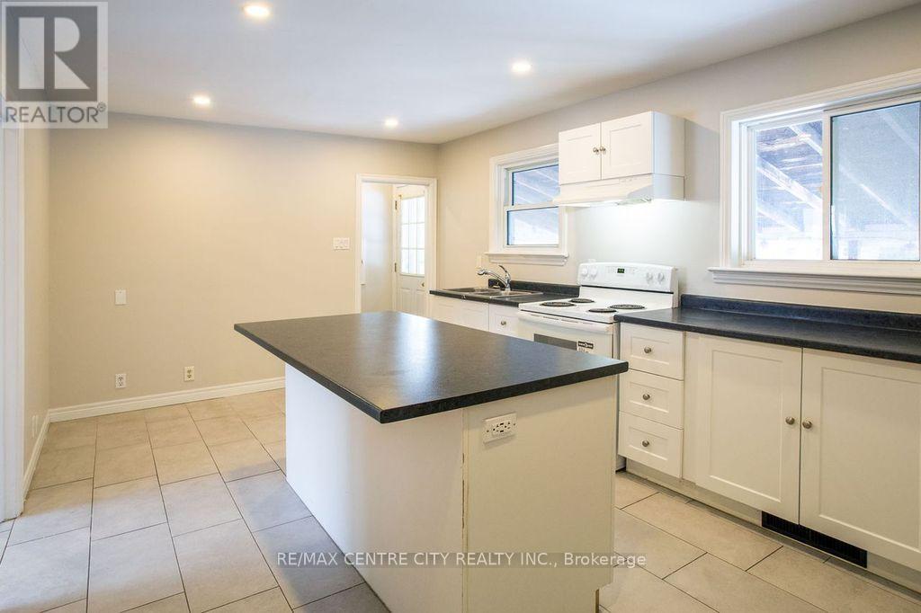 1583 Hartlet Street, London East, Ontario  N5V 1X7 - Photo 13 - X12832924