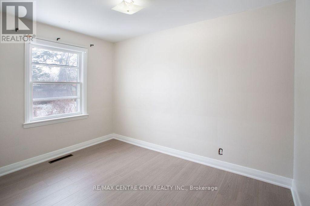 1583 Hartlet Street, London East, Ontario  N5V 1X7 - Photo 18 - X12832924