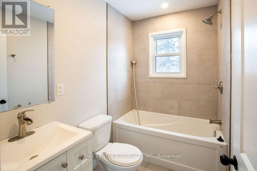 1583 Hartlet Street, London East, Ontario  N5V 1X7 - Photo 20 - X12832924