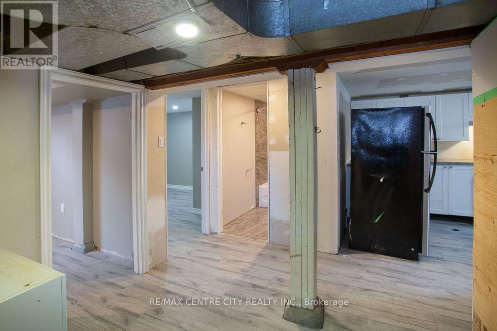 1583 Hartlet Street, London East, Ontario  N5V 1X7 - Photo 30 - X12832924