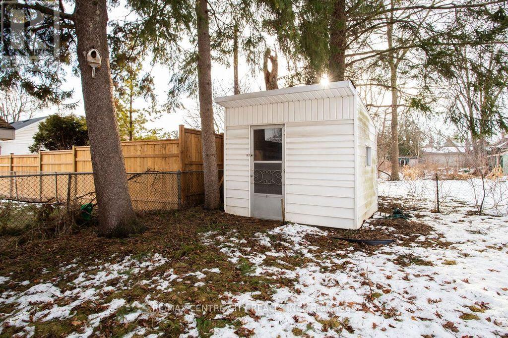 1583 Hartlet Street, London East, Ontario  N5V 1X7 - Photo 40 - X12832924
