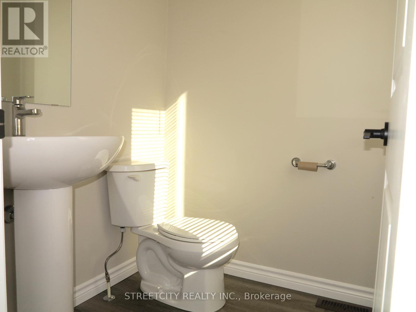 3 - 435 Callaway Road, London North, Ontario  N6G 2N1 - Photo 8 - X12832966