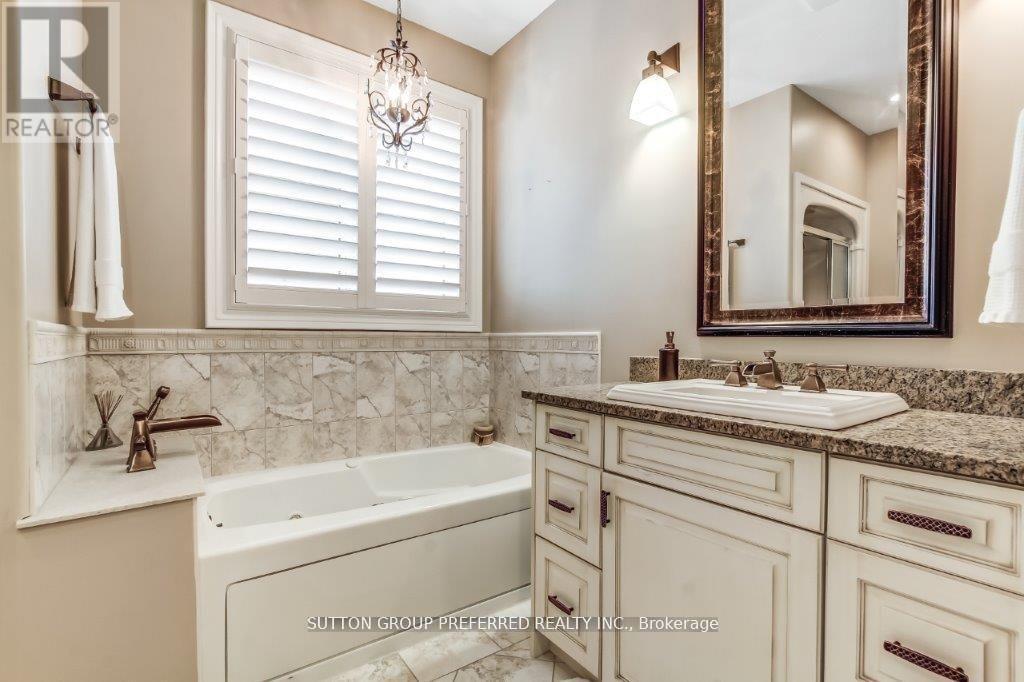 23 - 124 North Centre Road, London North, Ontario N5X 4R3 - Photo 22 - X12832980